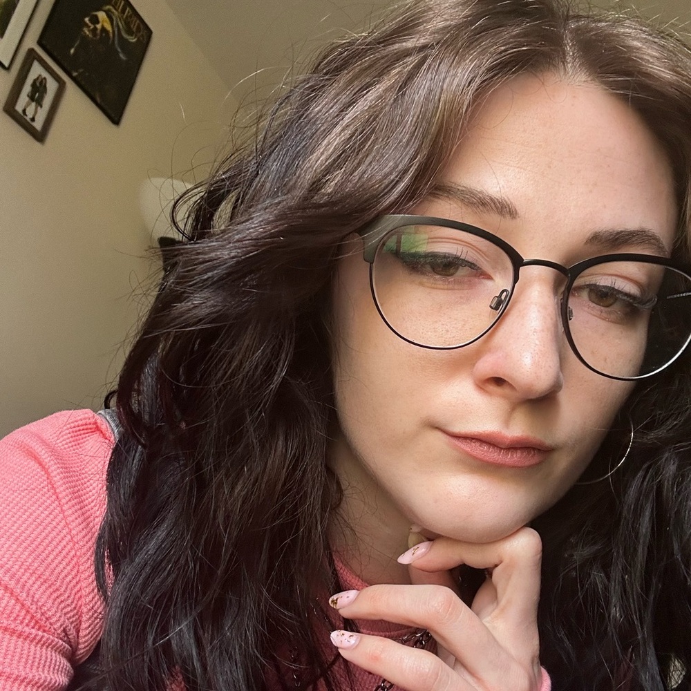 Meet your Posher, Emma